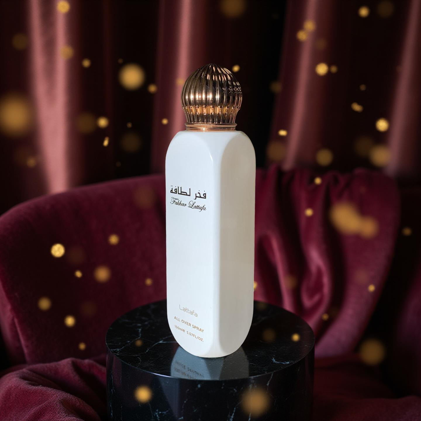 Fakhar Lattafa – Eleganz in Weiß