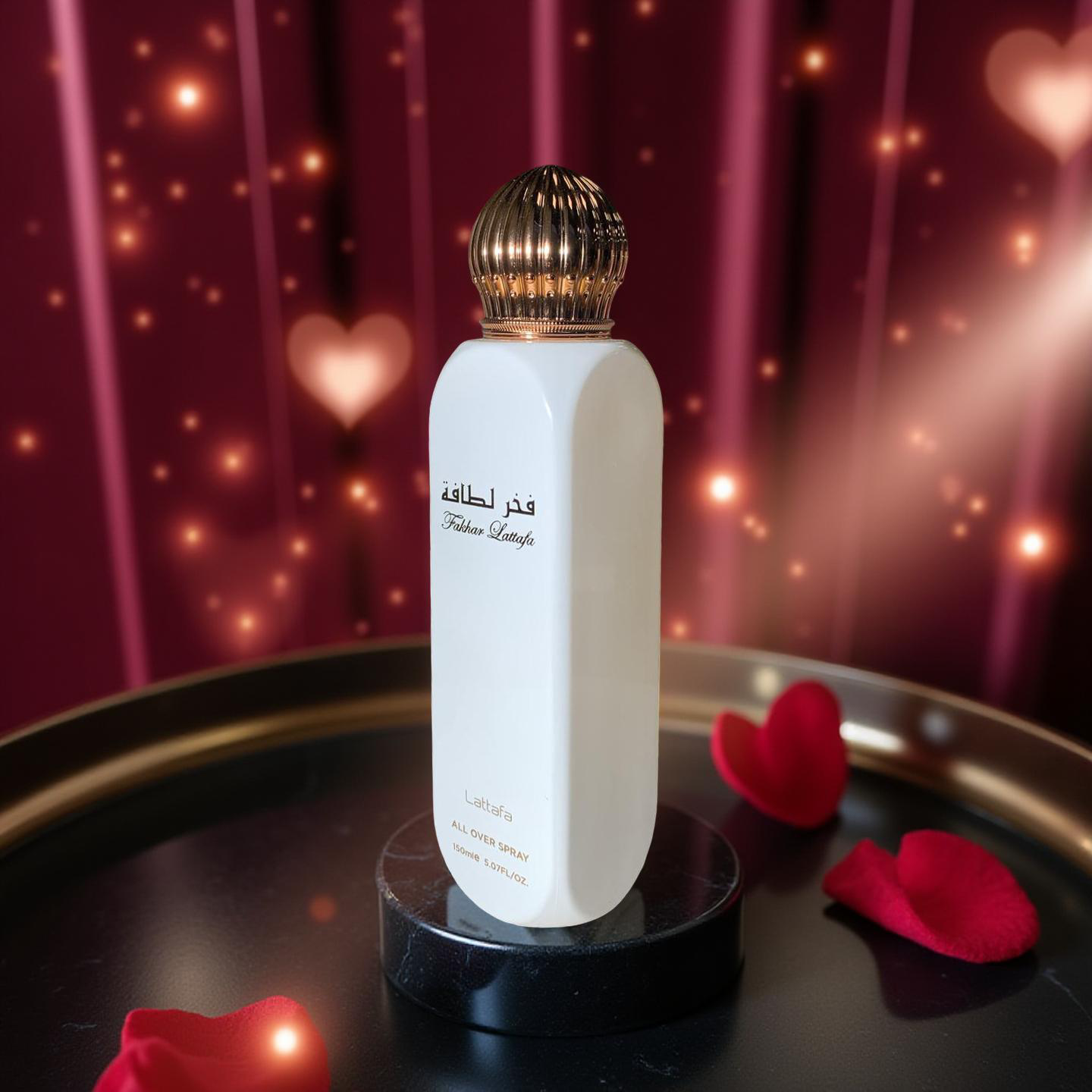 Fakhar Lattafa – Eleganz in Weiß